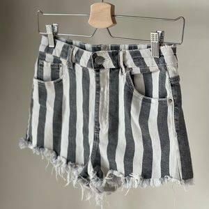 ZARA STRIPED DENIM SHORTS